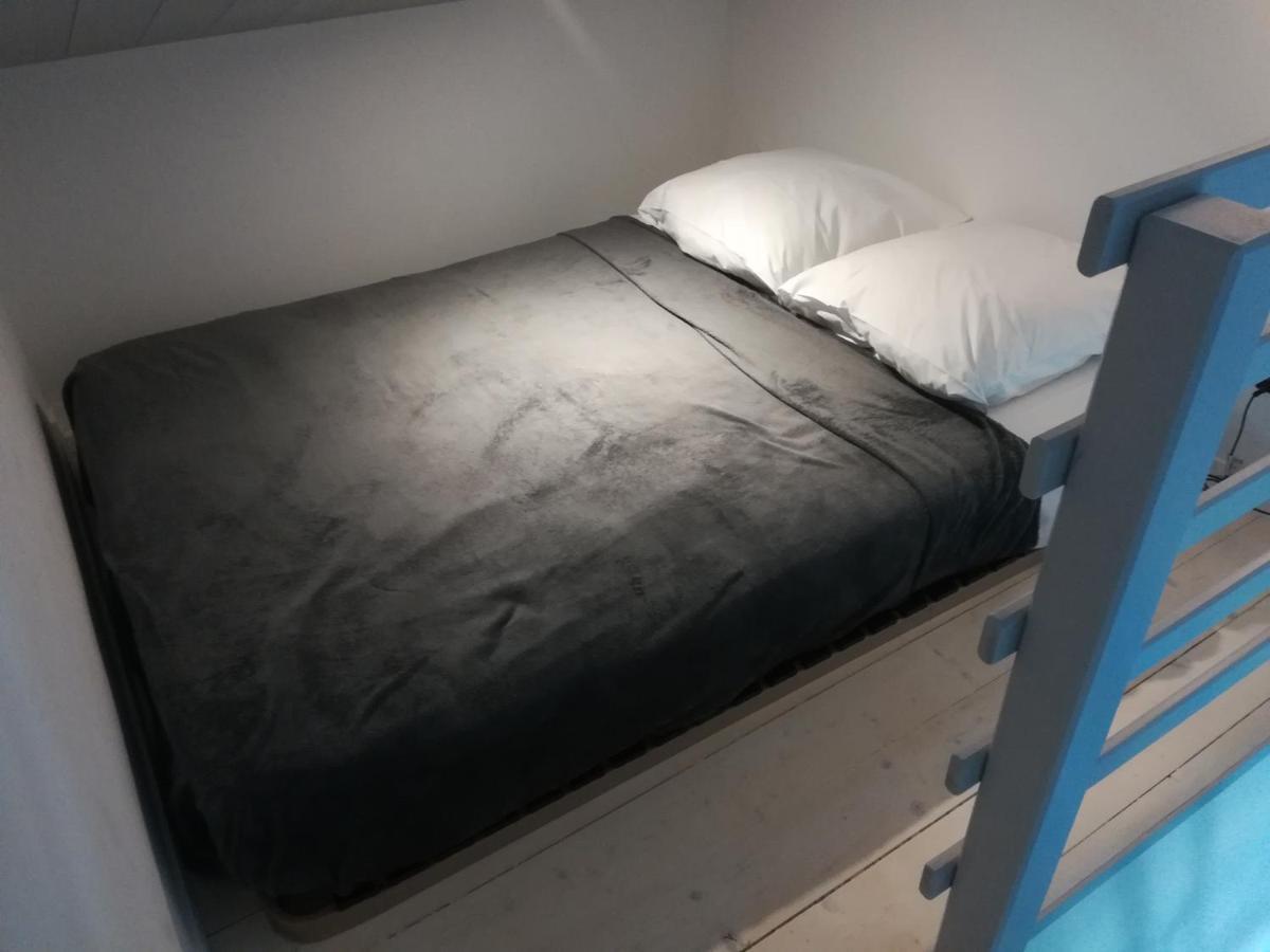 Duplex Vue Sur Tour Appartement Remparts 3 Ла Рошел Екстериор снимка